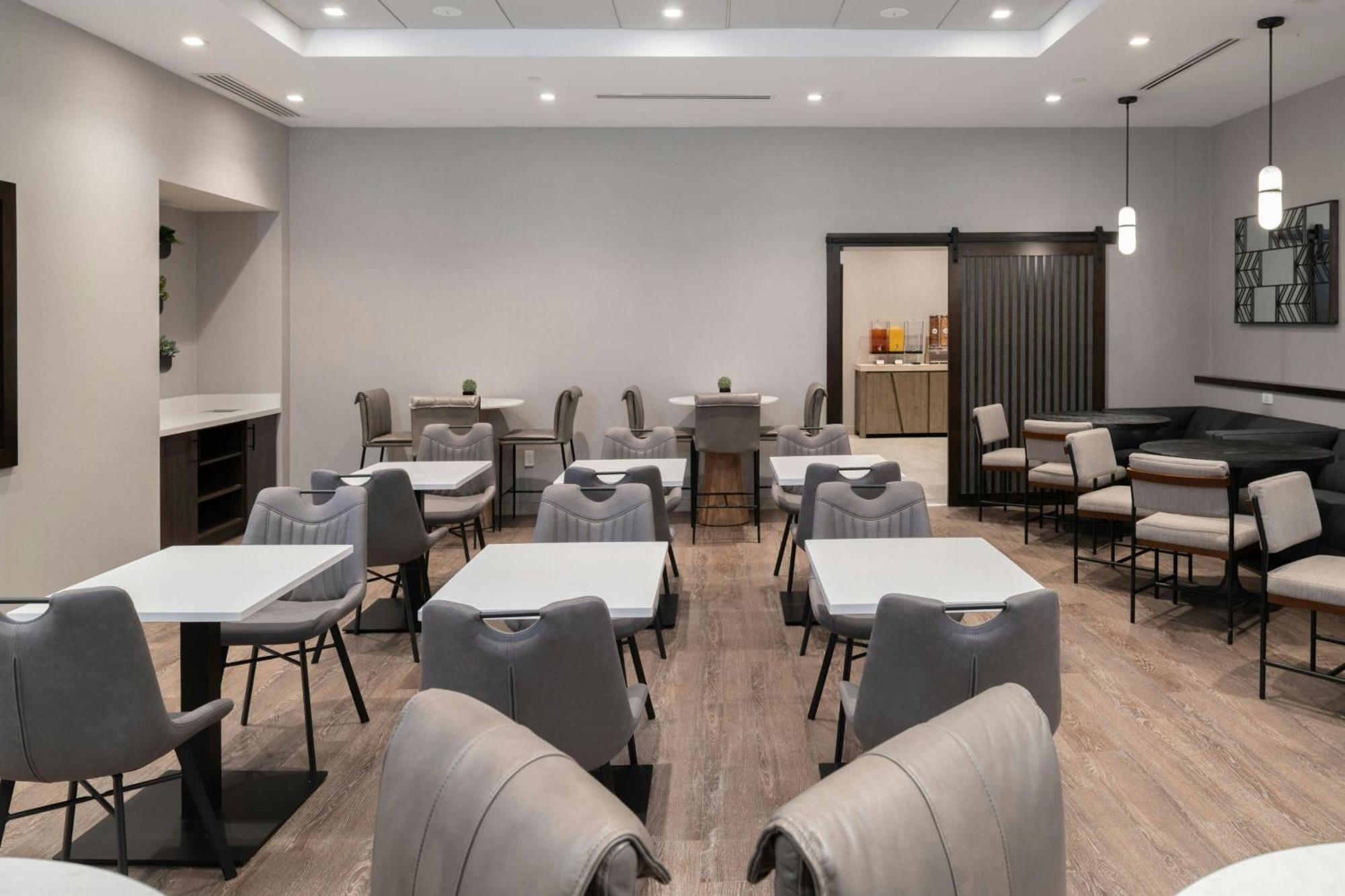 Towneplace Suites By Marriott Framingham Exterior foto